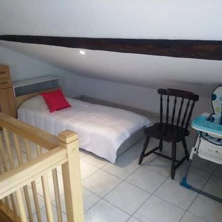 Appartement En Location Touristique Pour 4 Personnes Docelles Exterior photo